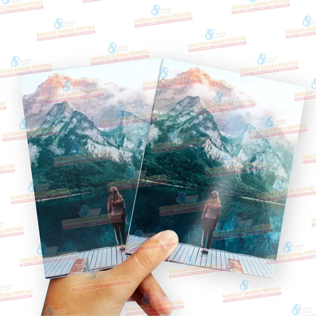 Perbedaan Kertas Glossy dan Doff yang Wajib Kamu Tahu kertas glossy (2)